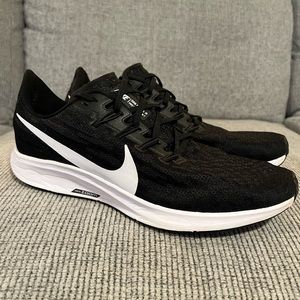 Nike Air Pegasus 36 (Size 11)